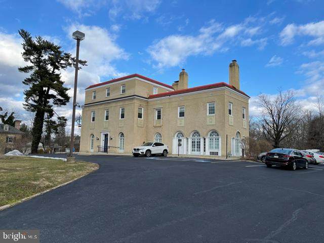 7827 Old York Road - Photo 1