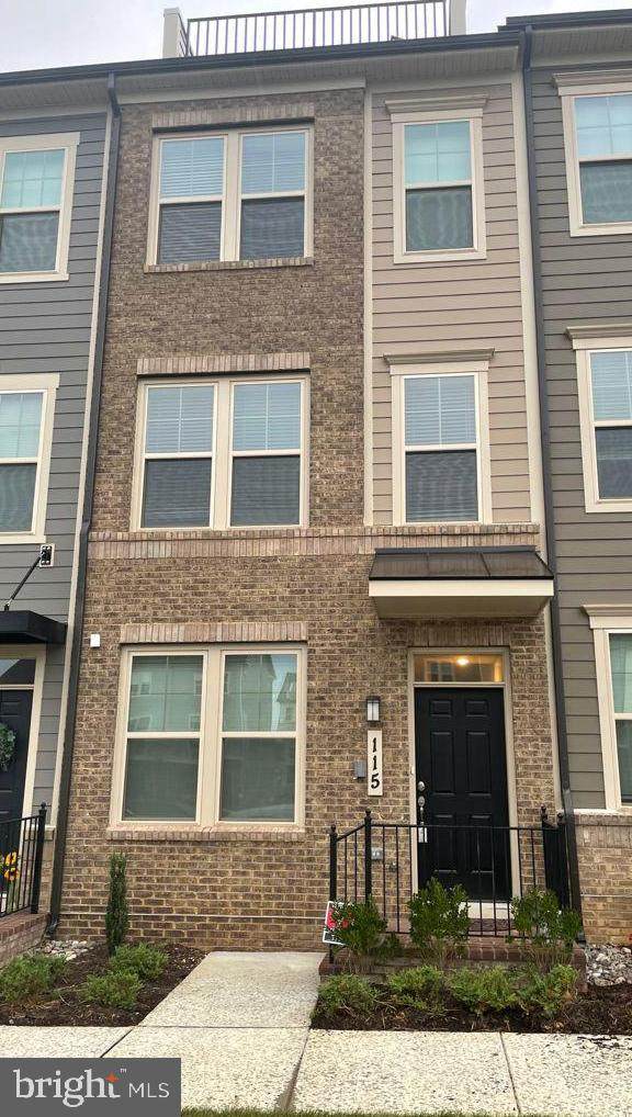 115 Dickenson Drive - Photo 1