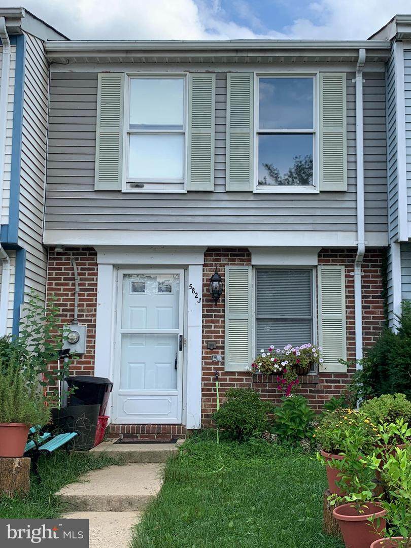 5823 Whitfield Court - Photo 1
