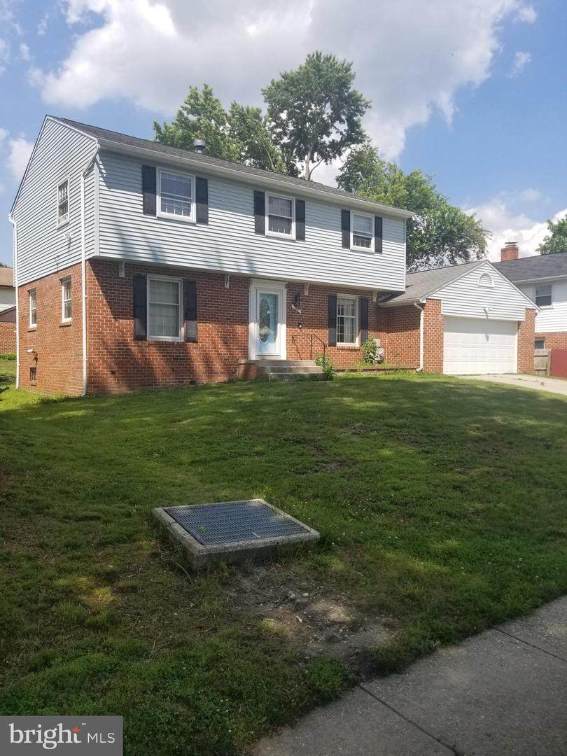 320 Ridgely Street - Photo 1