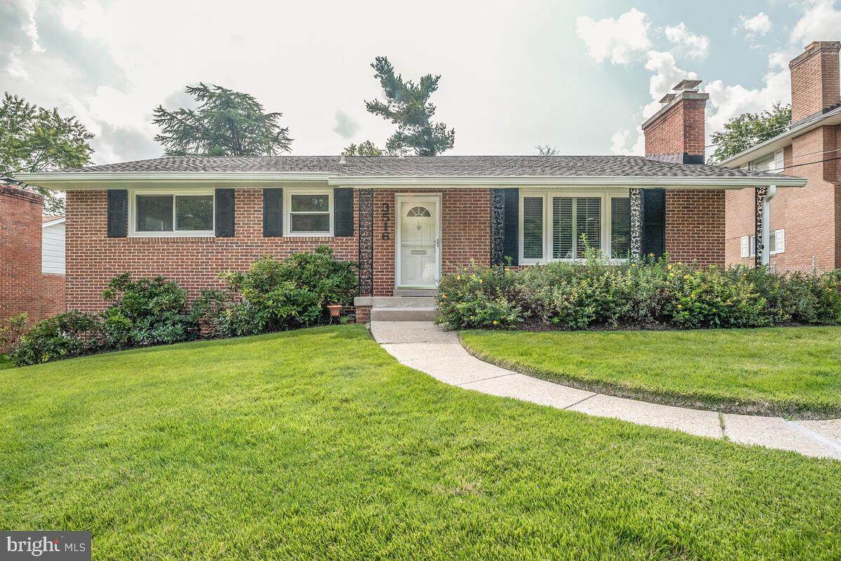 3516 Marlbrough Way - Photo 1