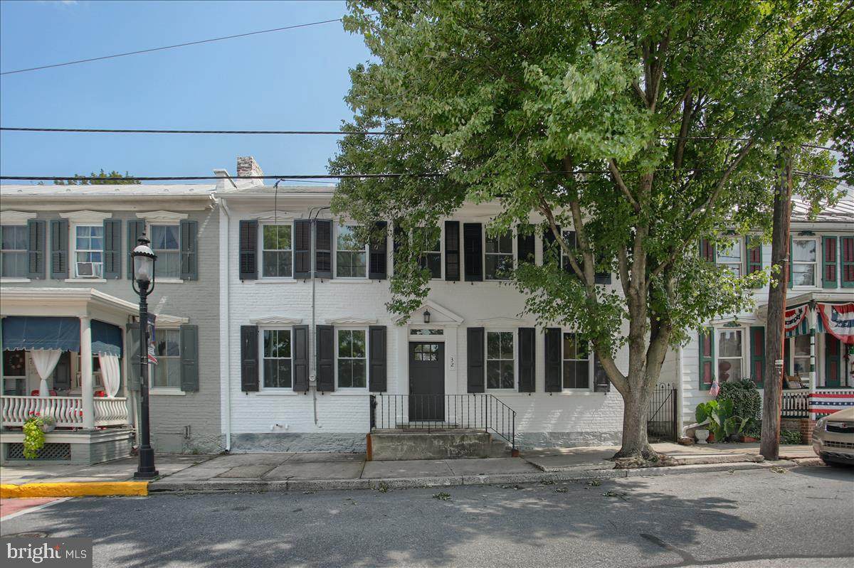 32 Big Spring Avenue - Photo 1