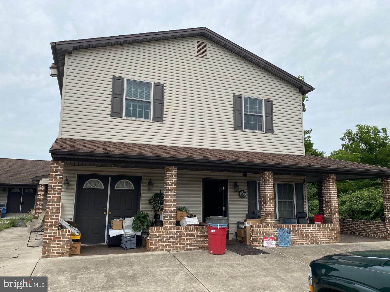 1494 Main St - Photo 1