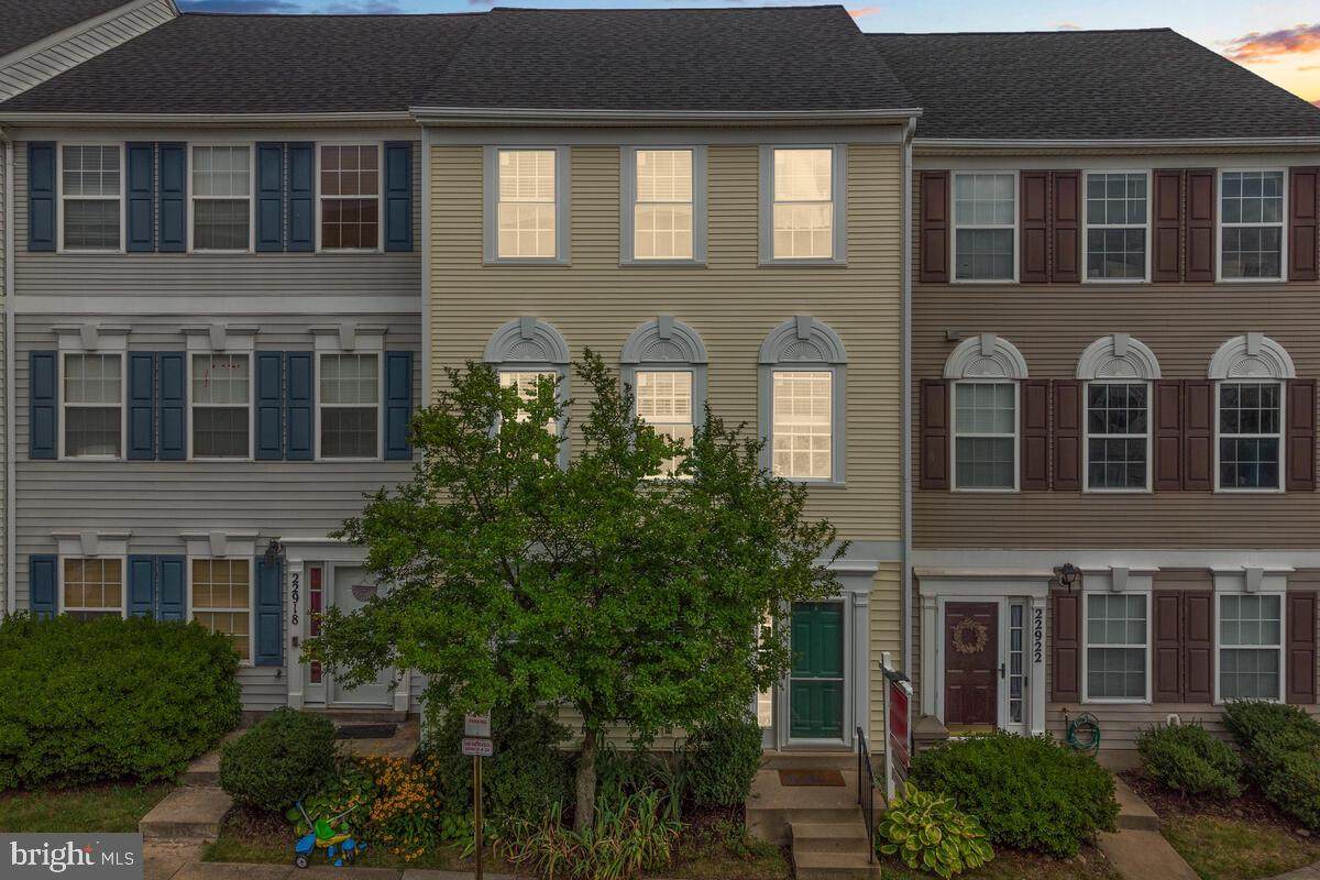 22920 Regent Terrace - Photo 1