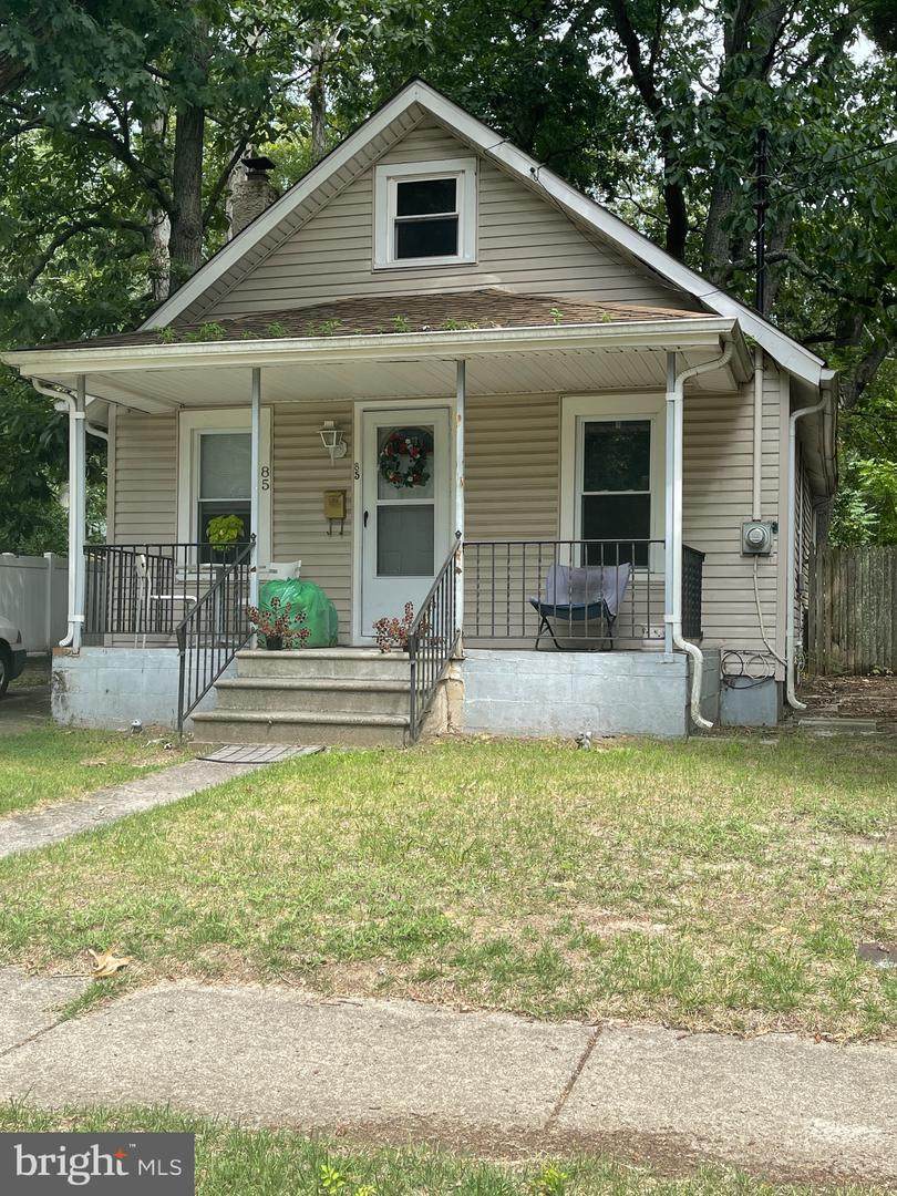 85 9TH Avenue - Photo 1