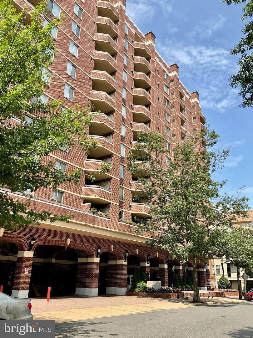 1276 Wayne Street - Photo 1