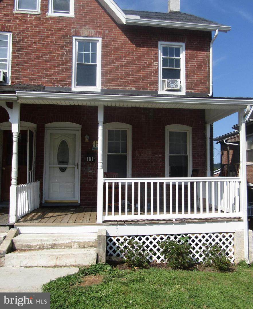 116 6TH Avenue - Photo 1