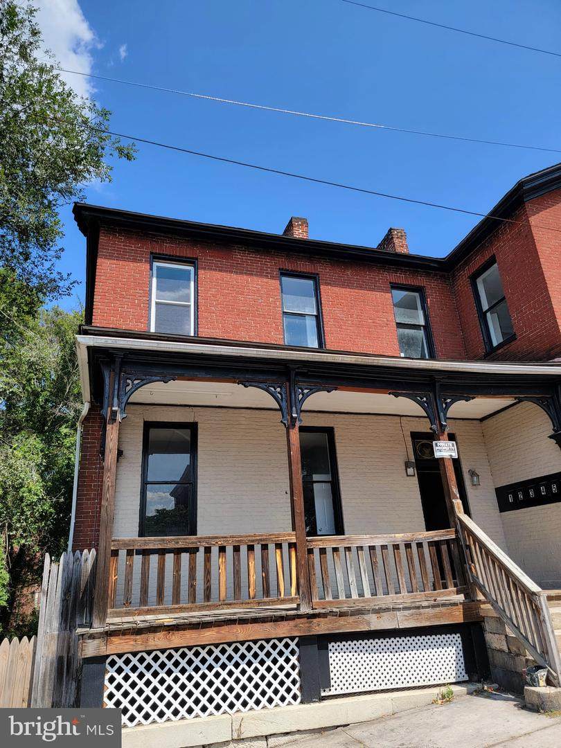226 Union Street - Photo 1