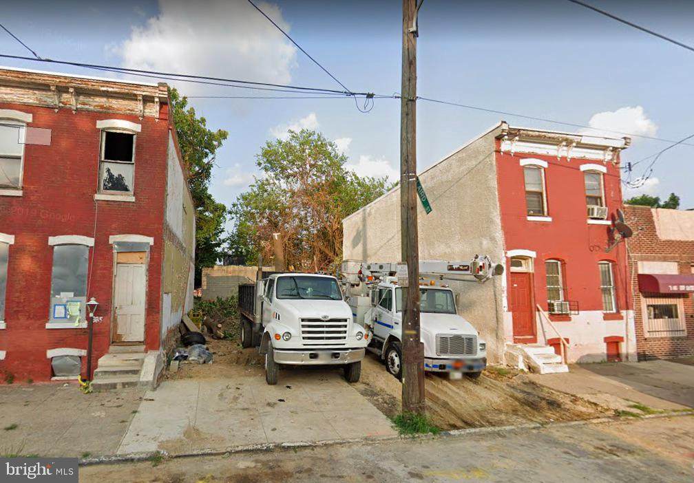 883 45TH Street - Photo 1