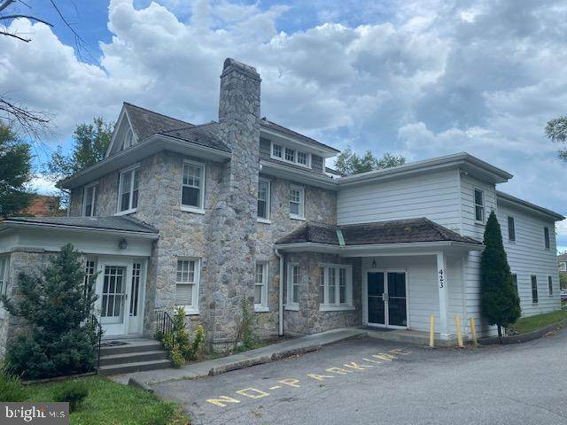 423 and 425 Cork Street - Photo 1