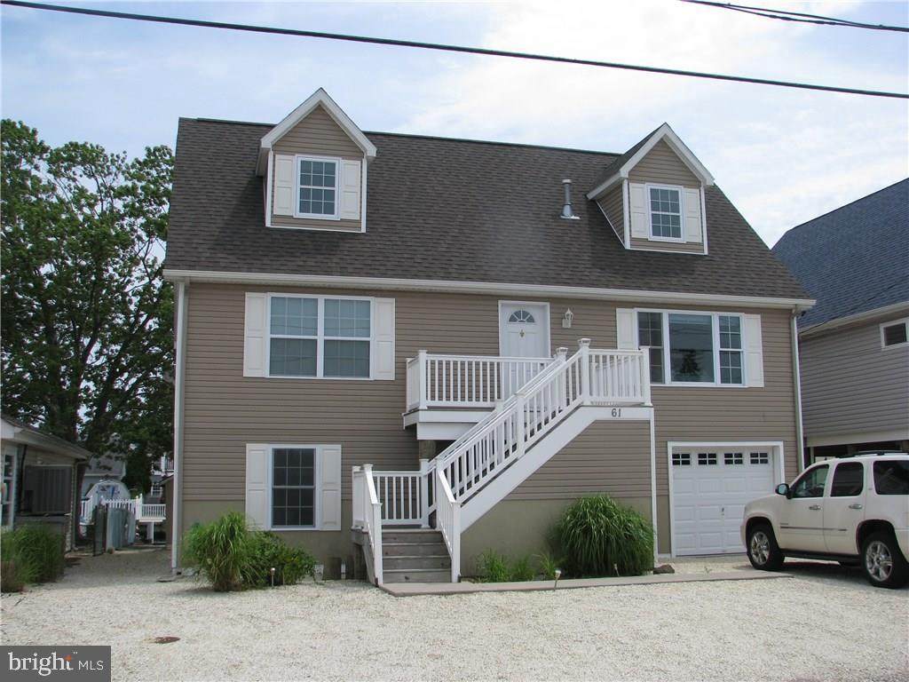 61 Albert Drive - Photo 1