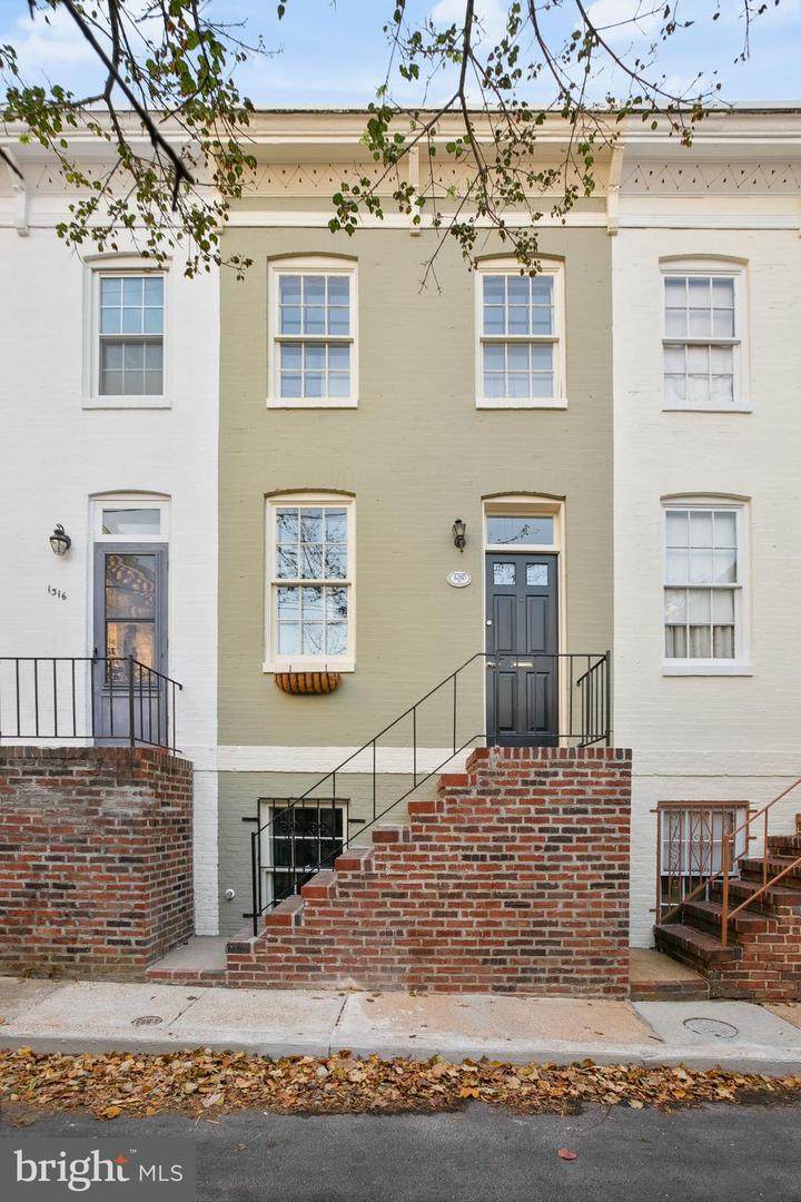 1318 Rutter Street - Photo 1