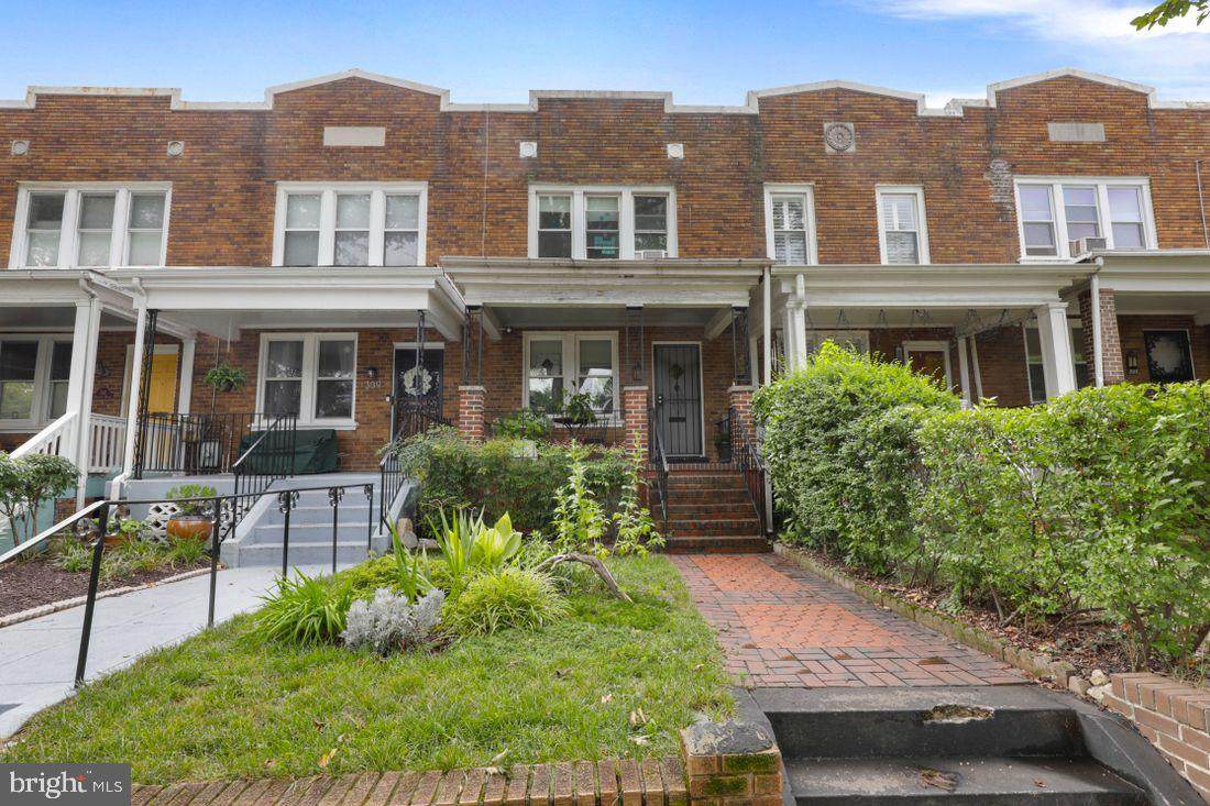 337 Kentucky Avenue - Photo 1