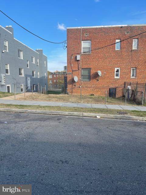 4248 6TH Street - Photo 1