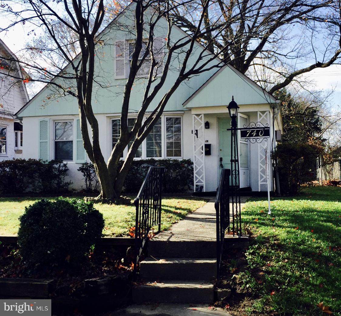 740 Sharon Avenue - Photo 1