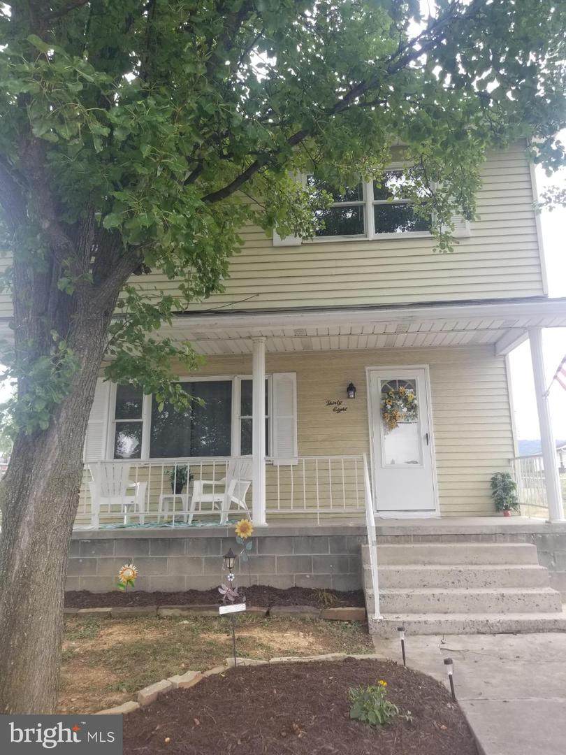 38 Utah Avenue - Photo 1