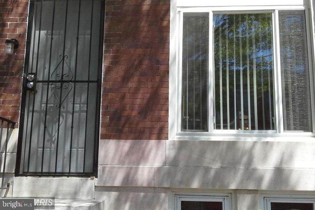 2421 Mcculloh Street - Photo 1
