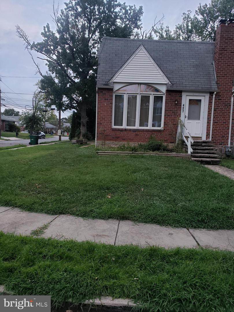 427 West Road - Photo 1