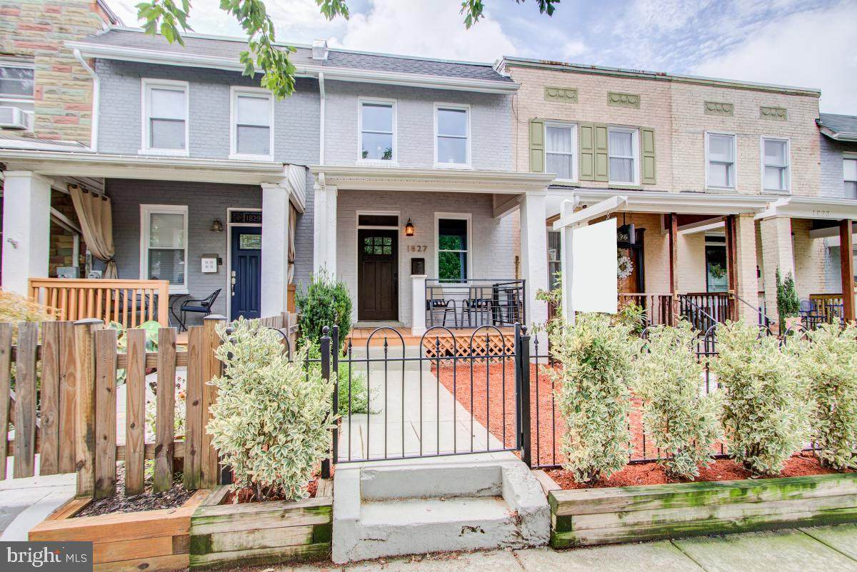 1827 L Street - Photo 1