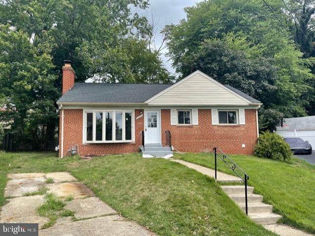 6916 Kipling Parkway - Photo 1
