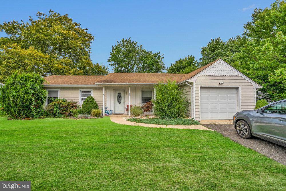 178 Beverly Drive - Photo 1