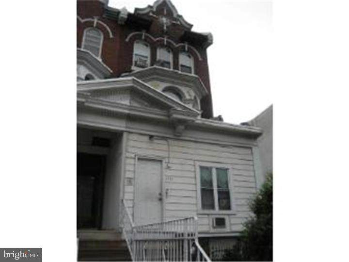 1511 Erie Avenue - Photo 1