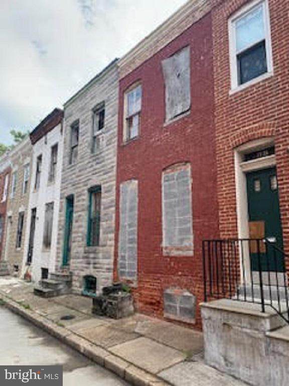 1717 Dallas Street - Photo 1