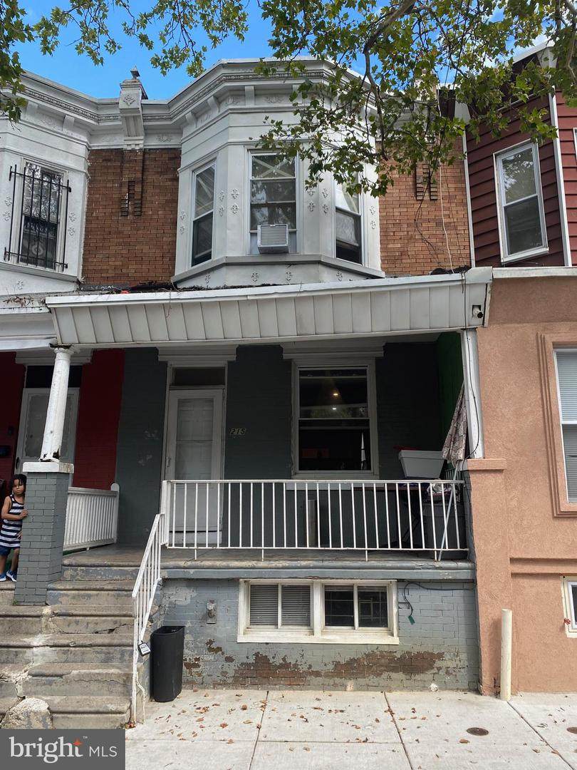 215 Creighton Street - Photo 1