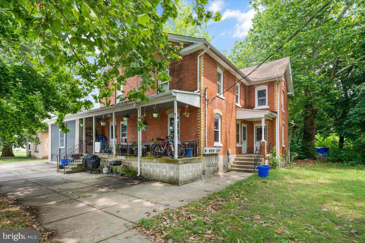 1201 Central Avenue - Photo 1