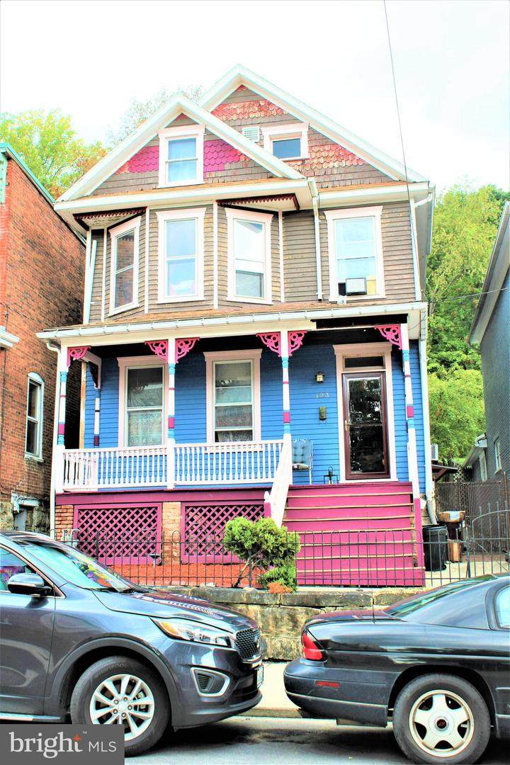 123 Independence Street - Photo 1