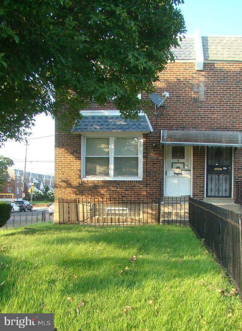 2101 Mckinley Street - Photo 1