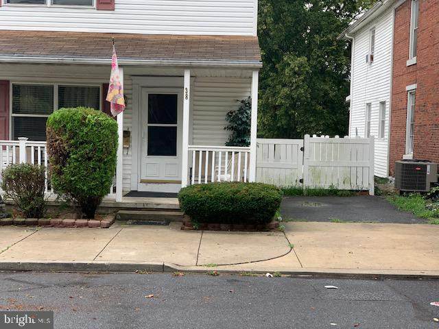 38 12TH Street - Photo 1