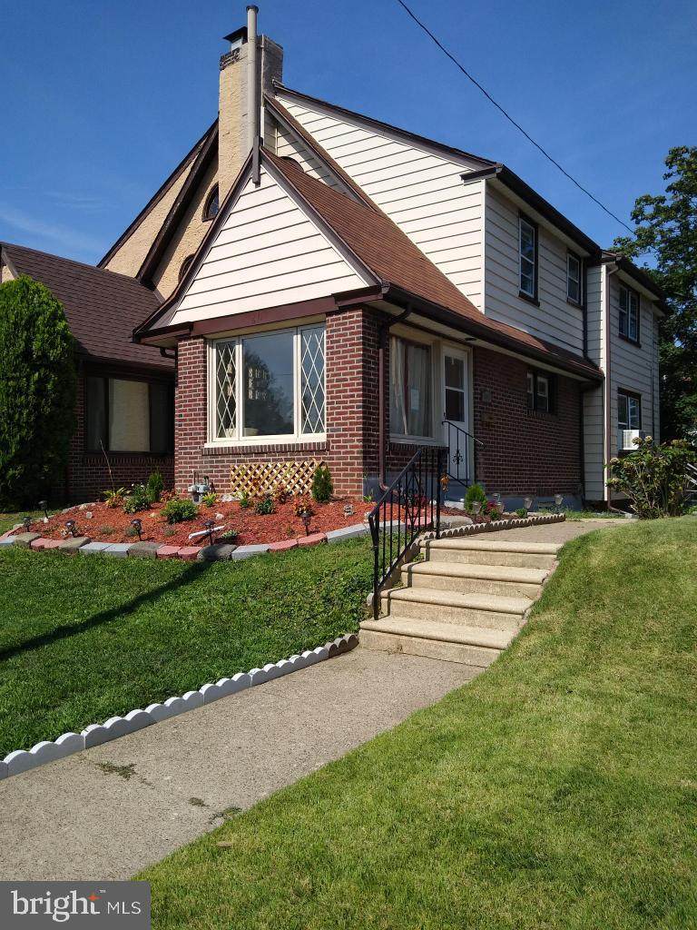 611 Cypress Street - Photo 1