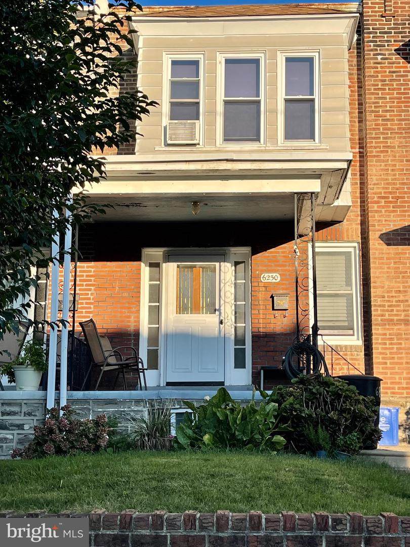 6230 Shelbourne Street - Photo 1
