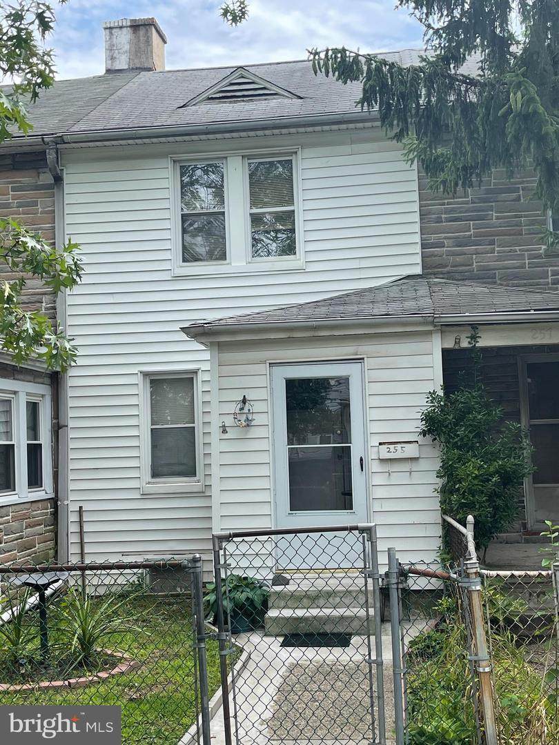 255 St Helena Avenue - Photo 1