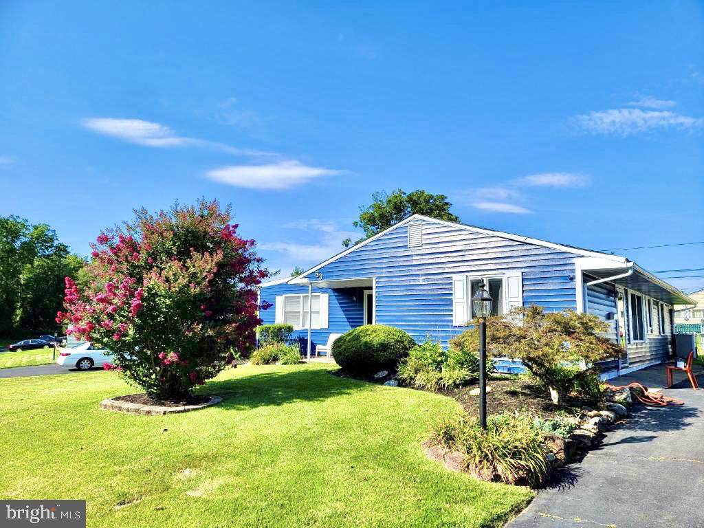 83 Dogwood Drive - Photo 1