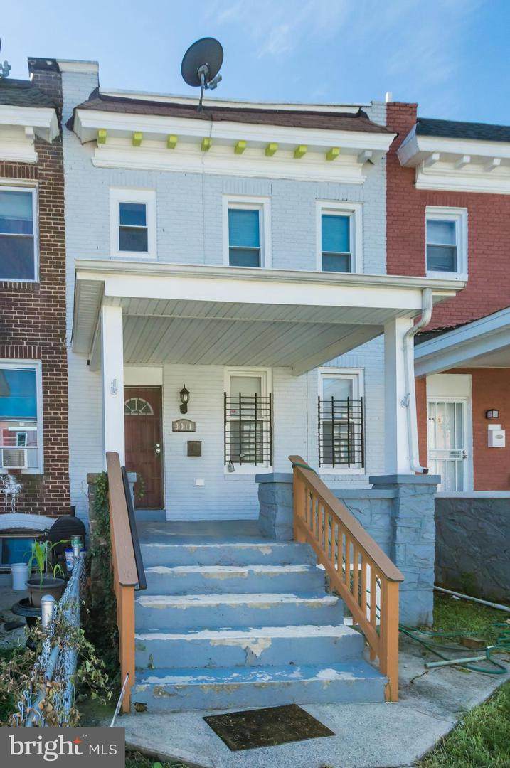 3011 Garrison Avenue - Photo 1