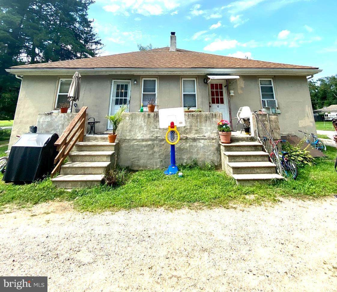 124 Stanger Avenue - Photo 1