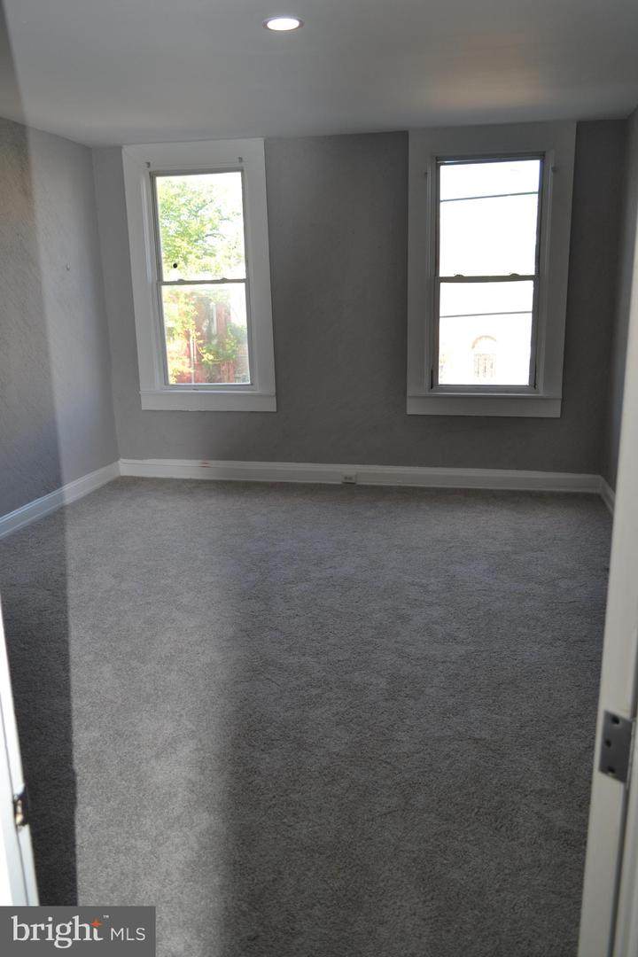 1803 Rutland Avenue - Photo 1