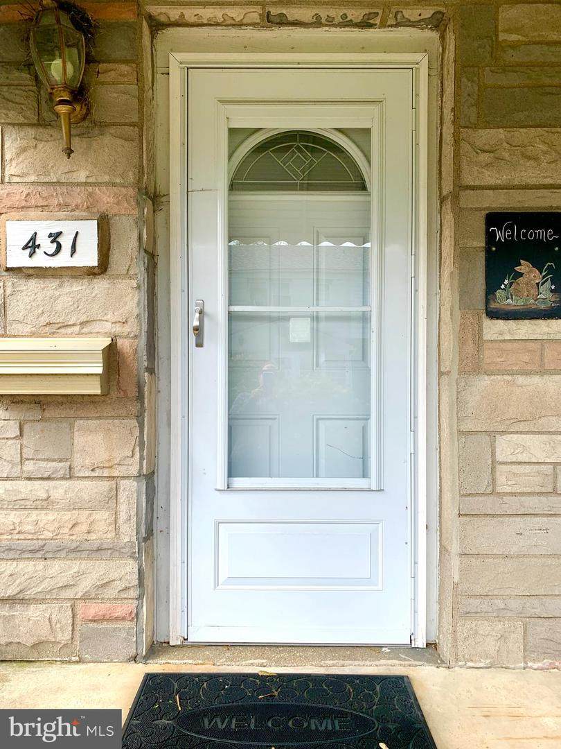 431 S Andrews Rd - Photo 1