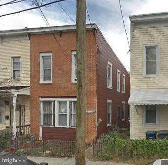 2304 Nicholson Street - Photo 1