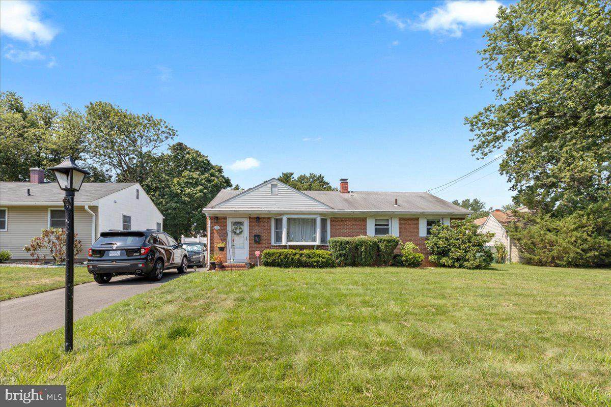 25 Shelburne - Photo 1