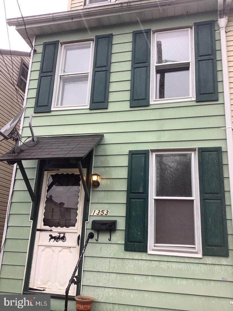 1353 Monument Street - Photo 1