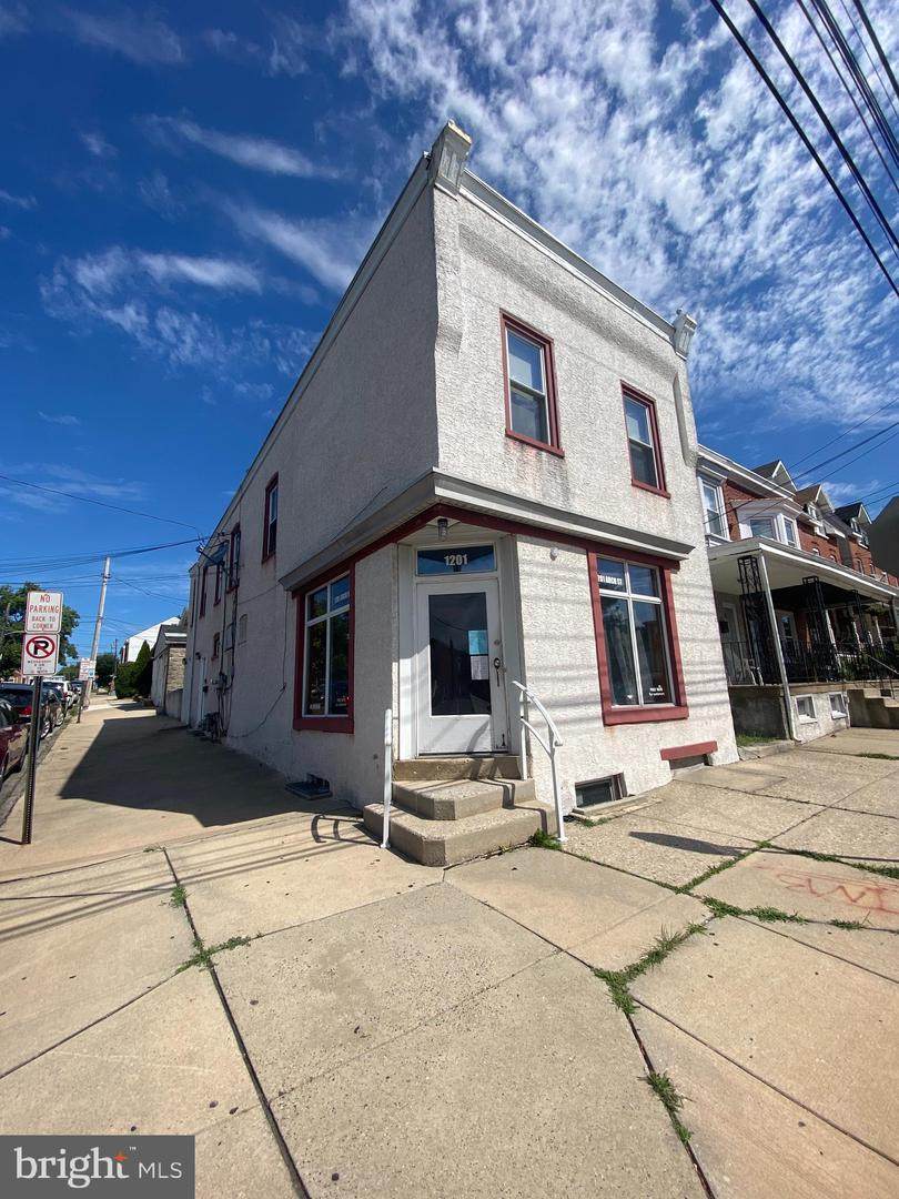 1201 Arch Street - Photo 1