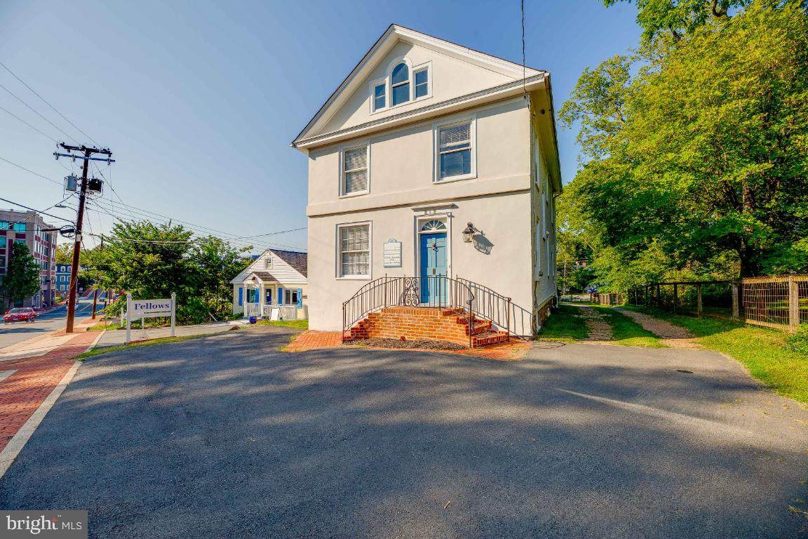 212 Market Street - Photo 1