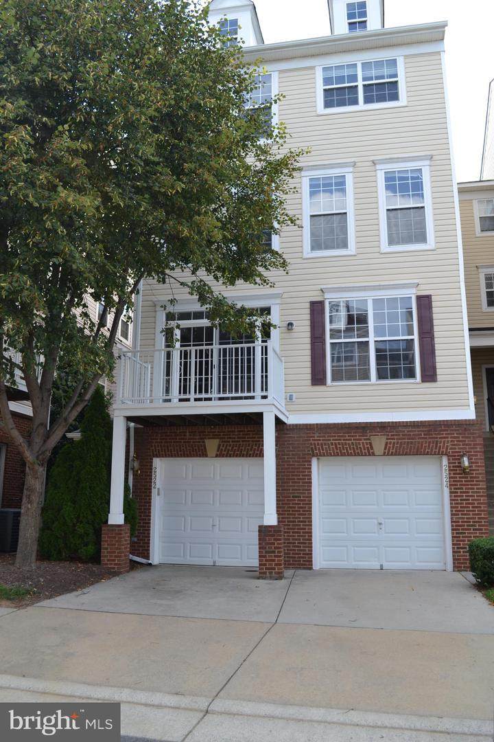 2524 Pascal Place - Photo 1
