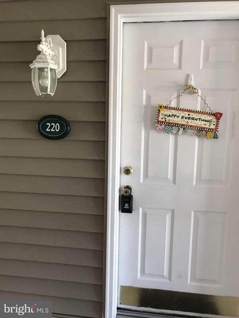 200 Pebble Drive - Photo 1