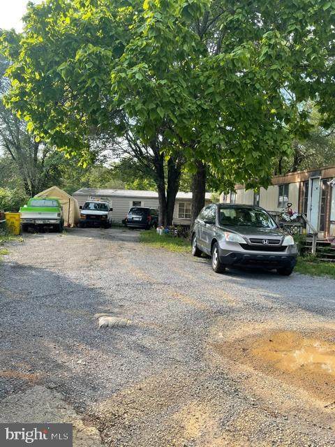 6416 Winchester Avenue - Photo 1