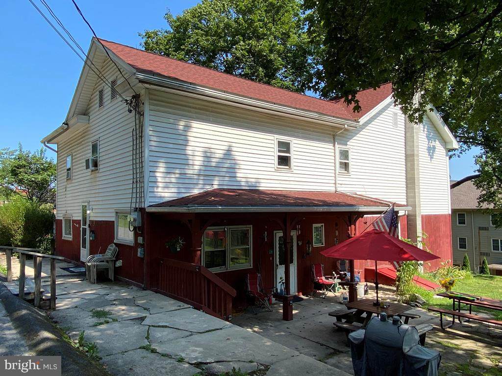 509 5TH Street - Photo 1