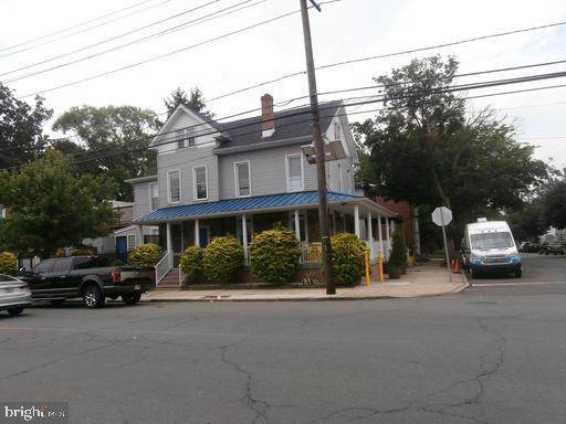 802 2ND Street - Photo 1